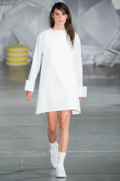 Look 8
